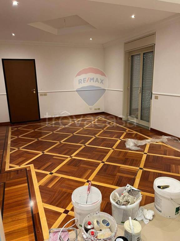 appartamento in vendita a Camporotondo Etneo in zona Centro Storico