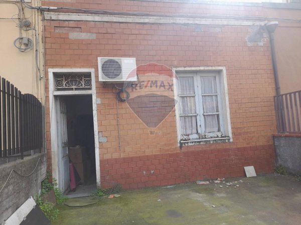 casa indipendente in vendita a Camporotondo Etneo