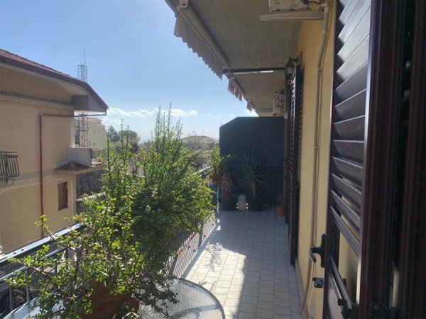 appartamento in vendita a Camporotondo Etneo