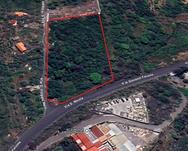terreno edificabile in vendita a Camporotondo Etneo