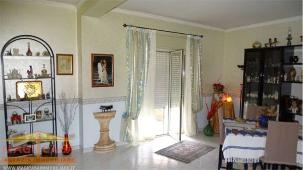 appartamento in vendita a Camporotondo Etneo in zona Centro Storico