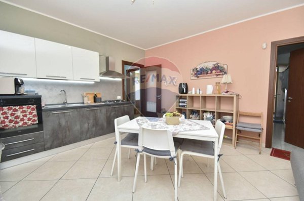 appartamento in vendita a Camporotondo Etneo