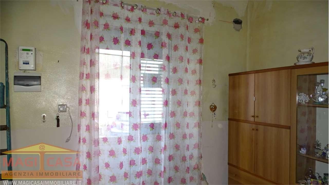 appartamento in vendita a Camporotondo Etneo in zona Centro Storico