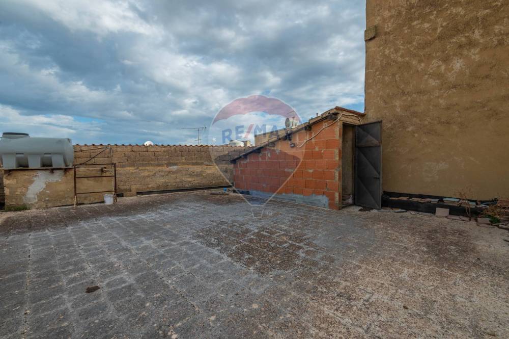 casa indipendente in vendita a Camporotondo Etneo