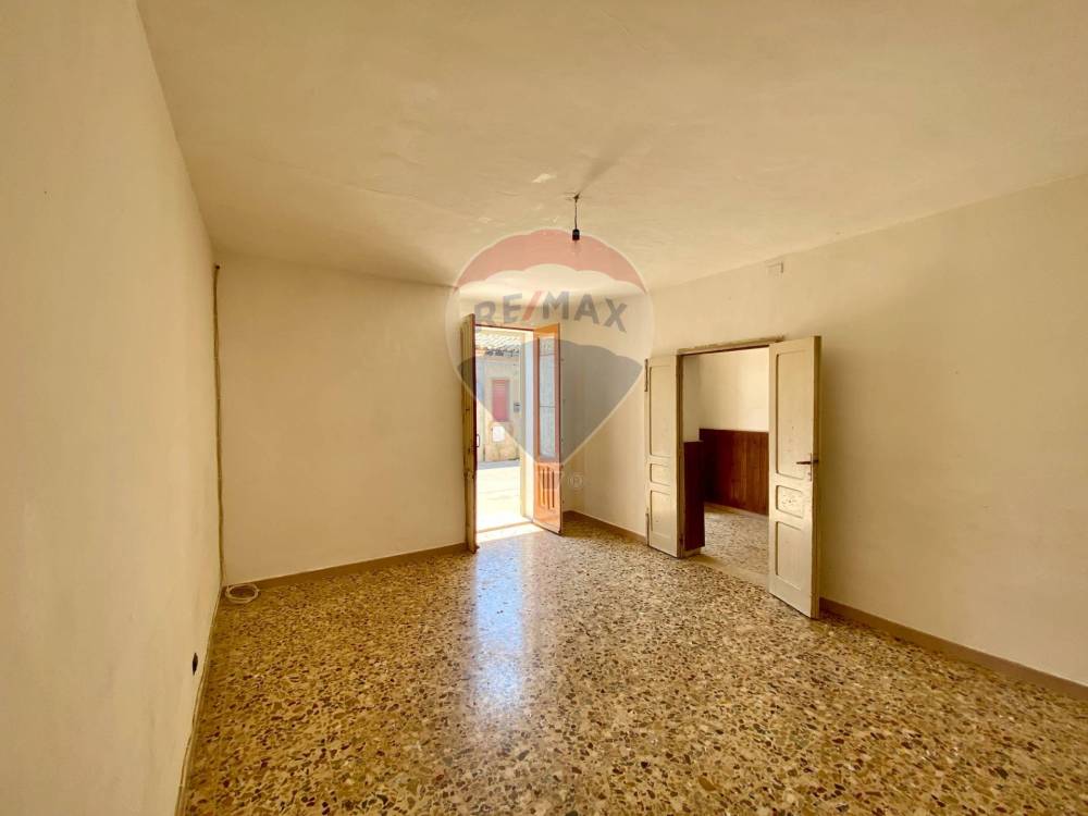 casa indipendente in vendita a Camporotondo Etneo