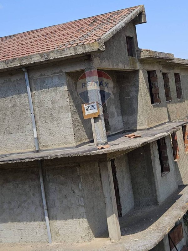 casale in vendita a Camporotondo Etneo