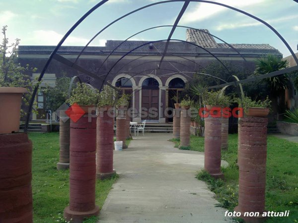 casale in vendita a Camporotondo Etneo