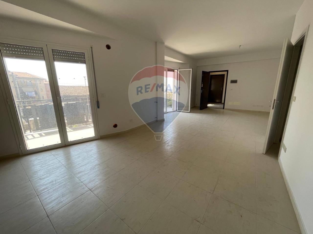 appartamento in vendita a Camporotondo Etneo