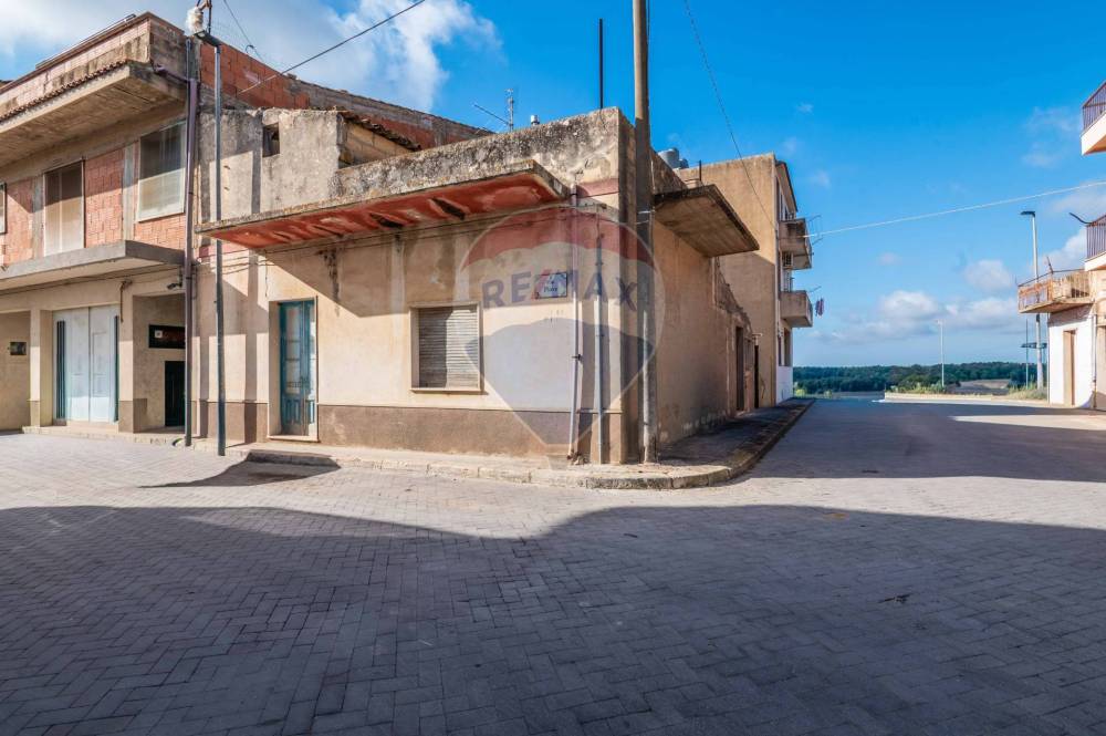 casa indipendente in vendita a Camporotondo Etneo