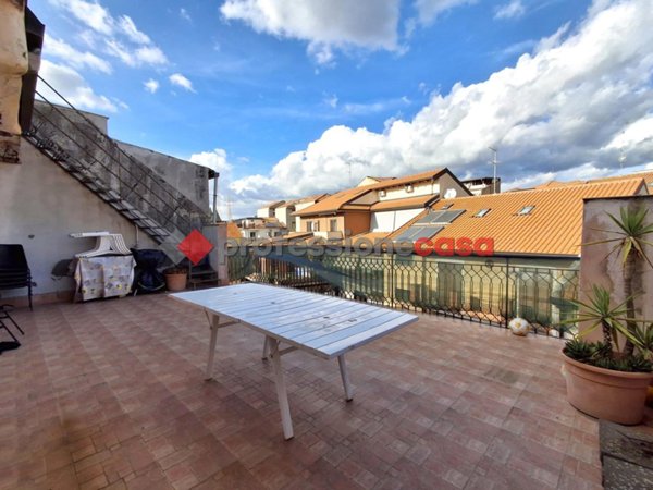 appartamento in vendita a Camporotondo Etneo in zona Centro Storico