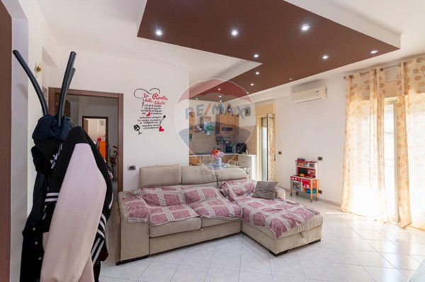 appartamento in vendita a Camporotondo Etneo