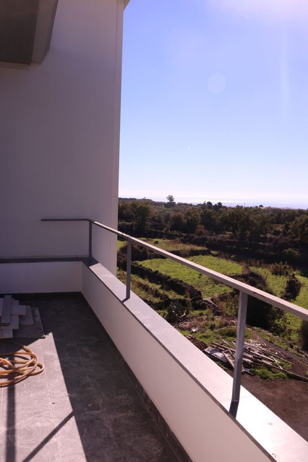 appartamento in vendita a Camporotondo Etneo