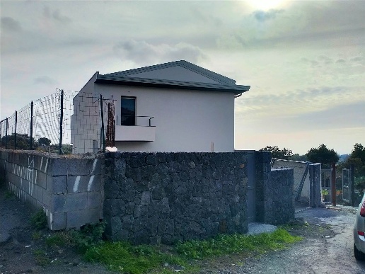 casa indipendente in vendita a Camporotondo Etneo in zona Centro Storico