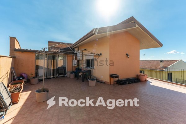 appartamento in vendita a Camporotondo Etneo