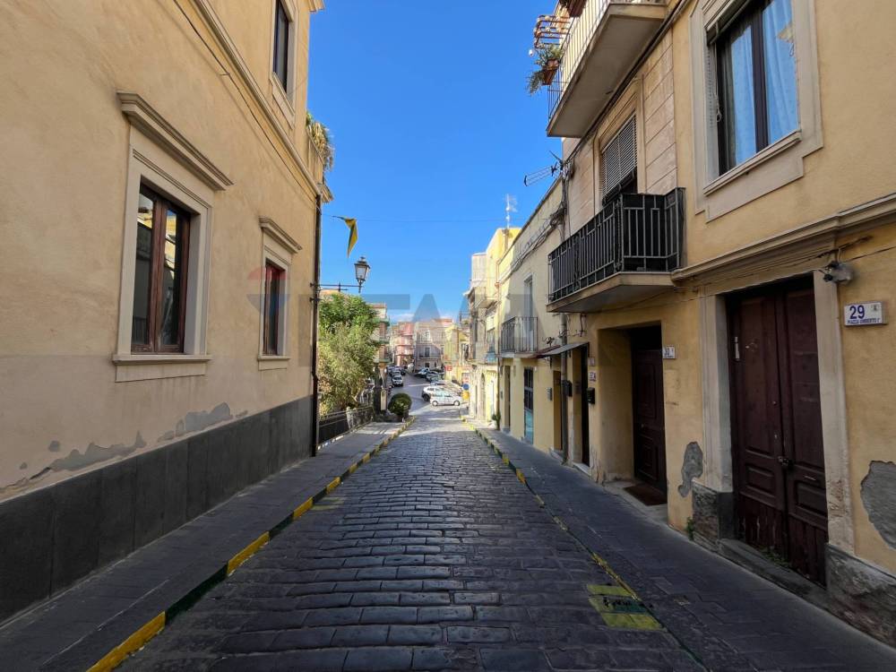 casa indipendente in vendita a Camporotondo Etneo