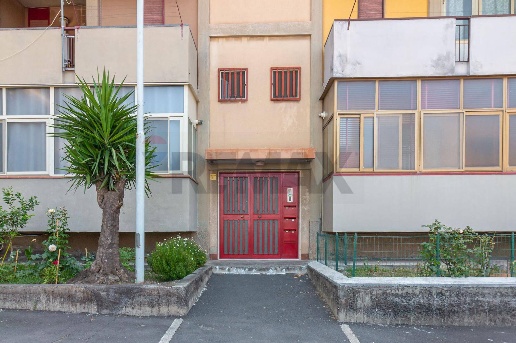 appartamento in vendita a Camporotondo Etneo in zona Villaggio Sant'Antonio