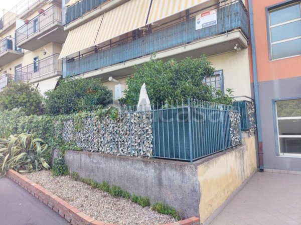 appartamento in vendita a Camporotondo Etneo in zona Centro Storico