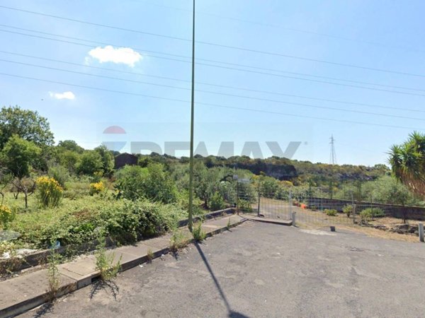 terreno agricolo in vendita a Camporotondo Etneo