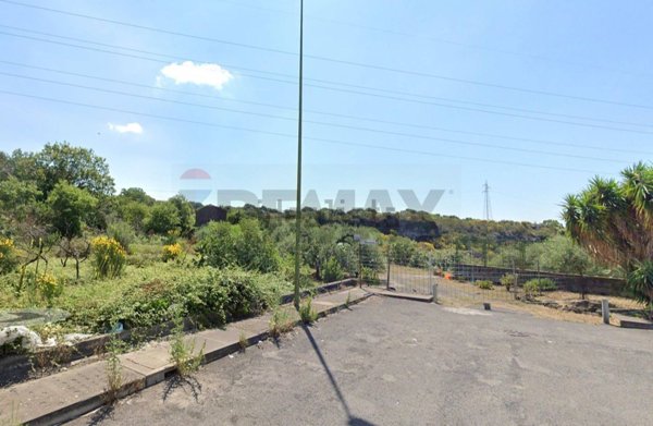 terreno edificabile in vendita a Camporotondo Etneo