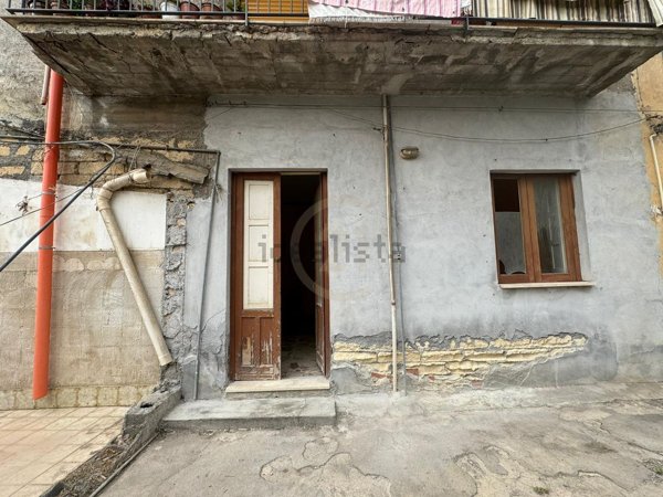 appartamento in vendita a Camporotondo Etneo in zona Piano Tavola