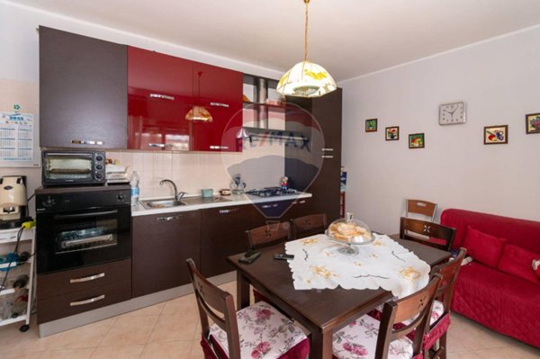 appartamento in vendita a Camporotondo Etneo