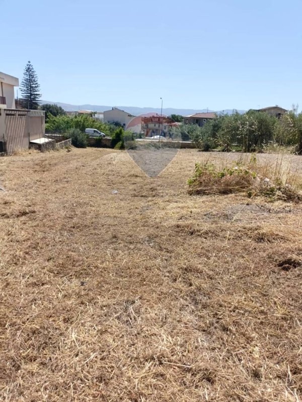 terreno edificabile in vendita a Camporotondo Etneo