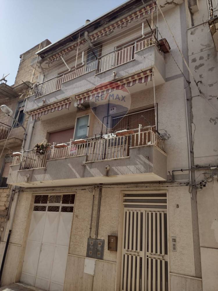 casa indipendente in vendita a Camporotondo Etneo