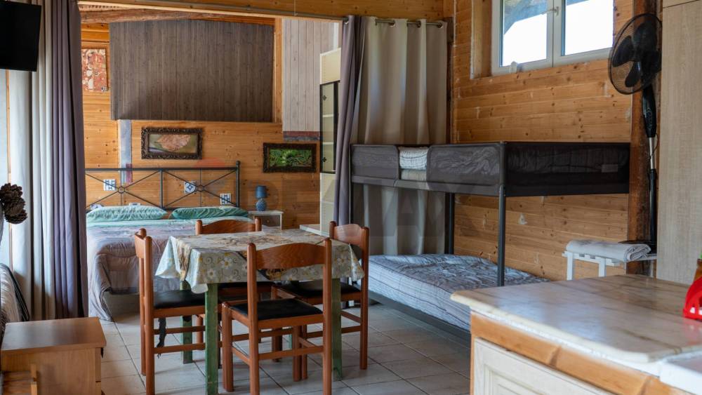 casa indipendente in vendita a Camporotondo Etneo