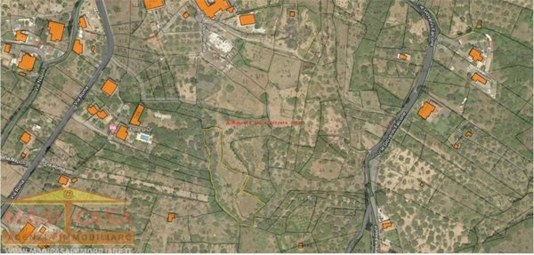 terreno in vendita a Camporotondo Etneo in zona Centro Storico