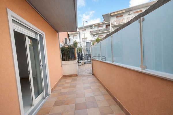 appartamento in vendita a Camporotondo Etneo