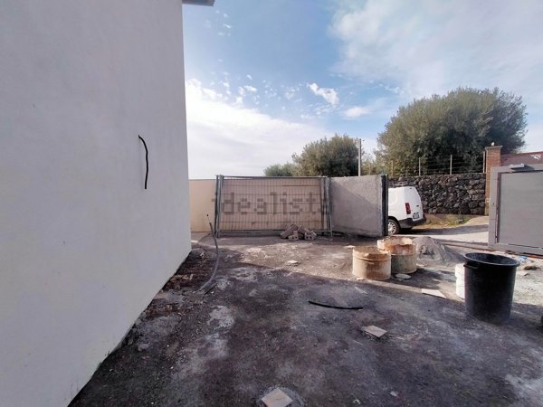 casa indipendente in vendita a Camporotondo Etneo