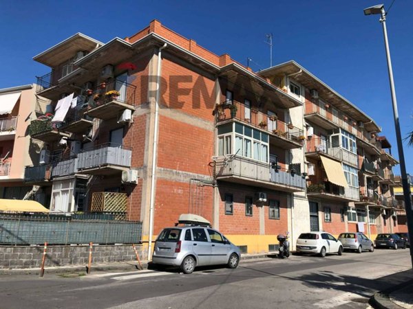 appartamento in vendita a Camporotondo Etneo in zona Piano Tavola