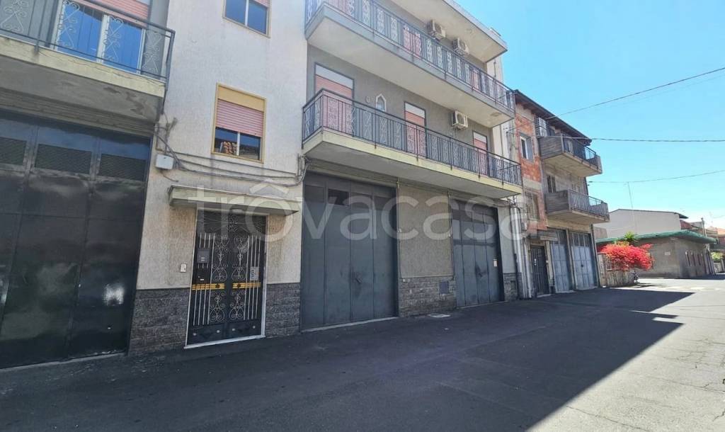 appartamento in vendita a Camporotondo Etneo in zona Piano Tavola
