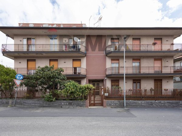 appartamento in vendita a Camporotondo Etneo