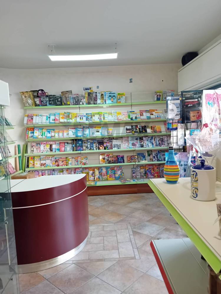 appartamento in vendita a Camporotondo Etneo in zona Centro Storico