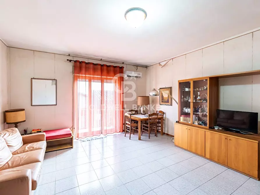 appartamento in vendita a Camporotondo Etneo in zona Centro Storico
