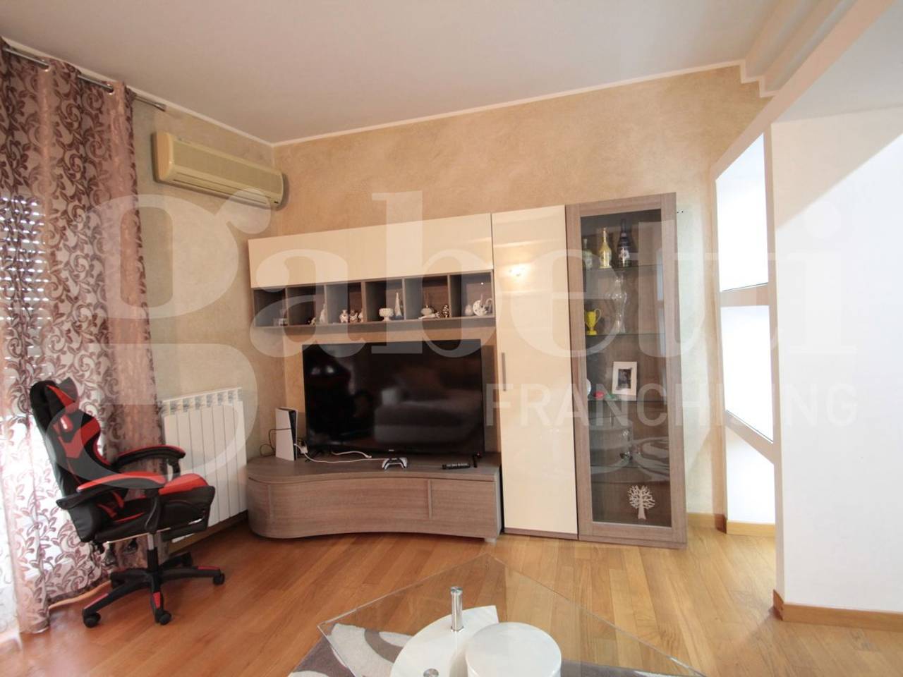 appartamento in vendita a Camporotondo Etneo in zona Centro Storico
