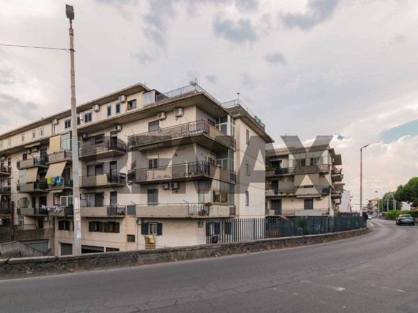 appartamento in vendita a Camporotondo Etneo in zona Piano Tavola