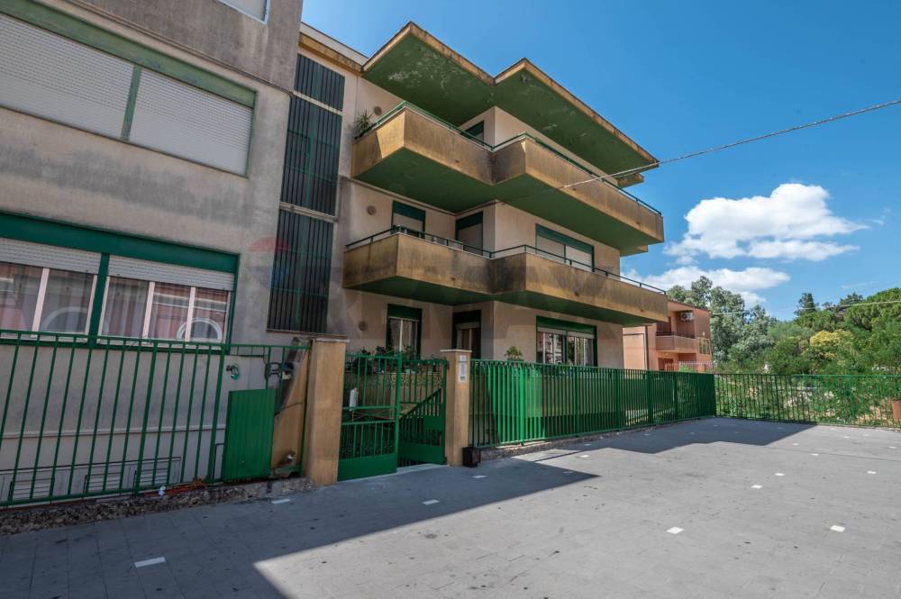 appartamento in vendita a Camporotondo Etneo