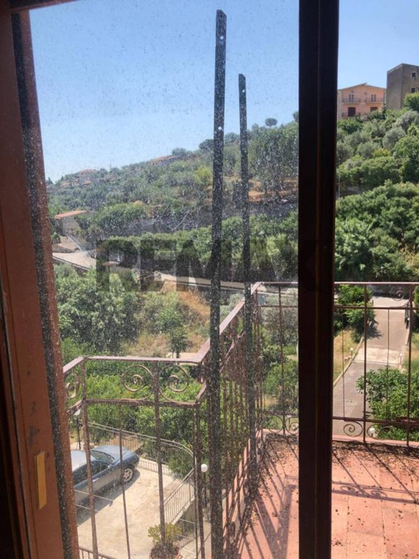 casa indipendente in vendita a Camporotondo Etneo