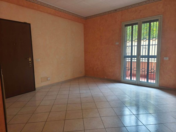 appartamento in vendita a Camporotondo Etneo in zona Centro Storico