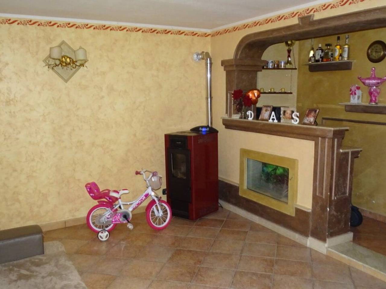 appartamento in vendita a Camporotondo Etneo in zona Centro Storico