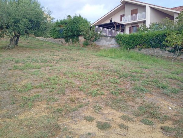 terreno in vendita a Camporotondo Etneo