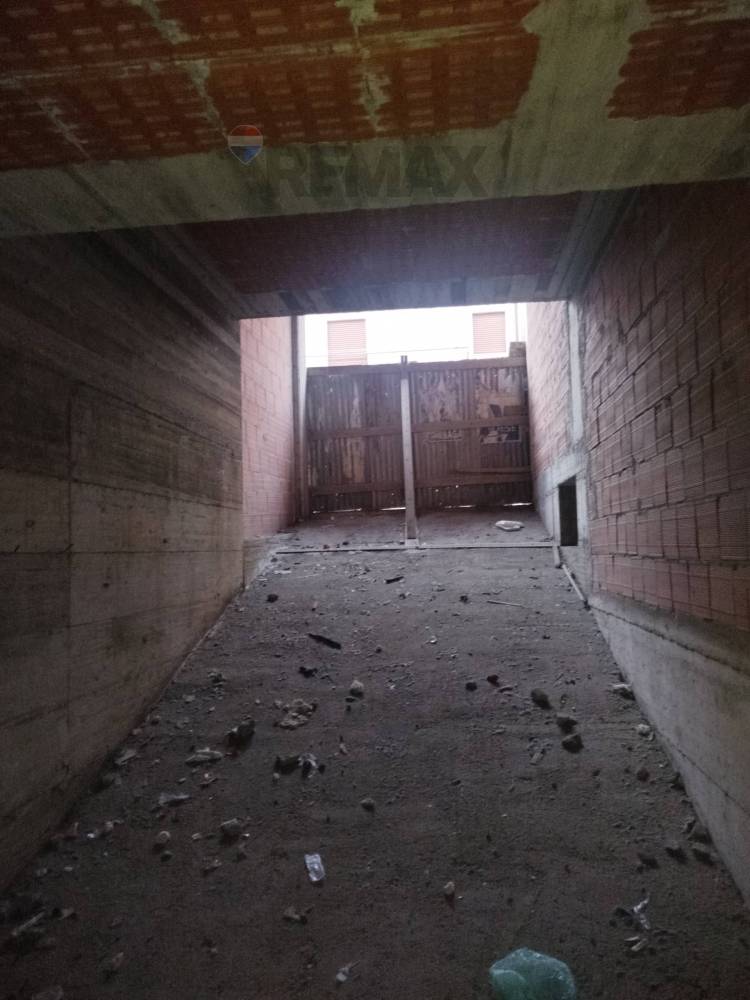 casa indipendente in vendita a Camporotondo Etneo in zona Centro Storico