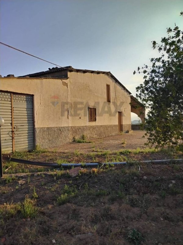 casa indipendente in vendita a Camporotondo Etneo