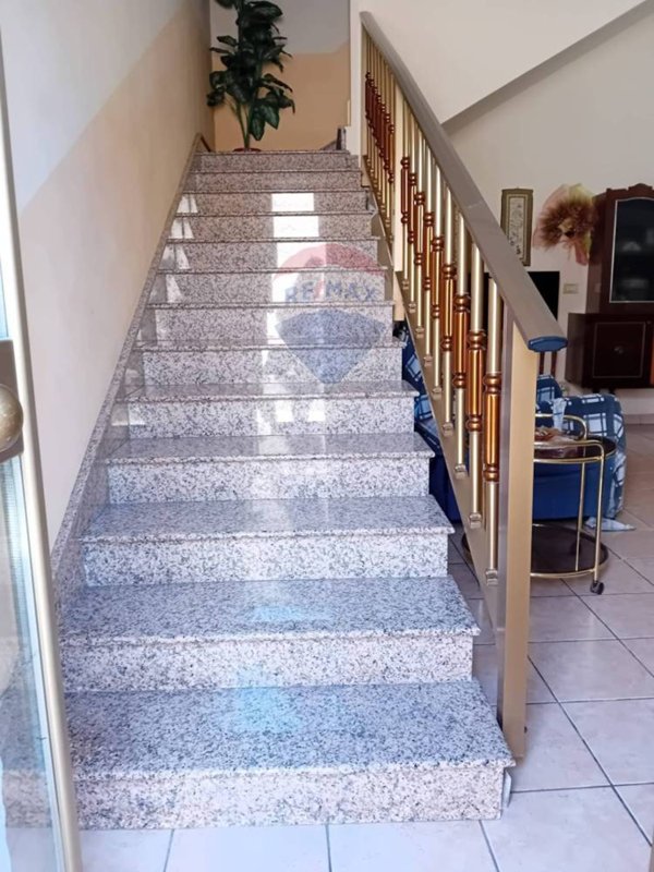casa indipendente in vendita a Castel di Iudica