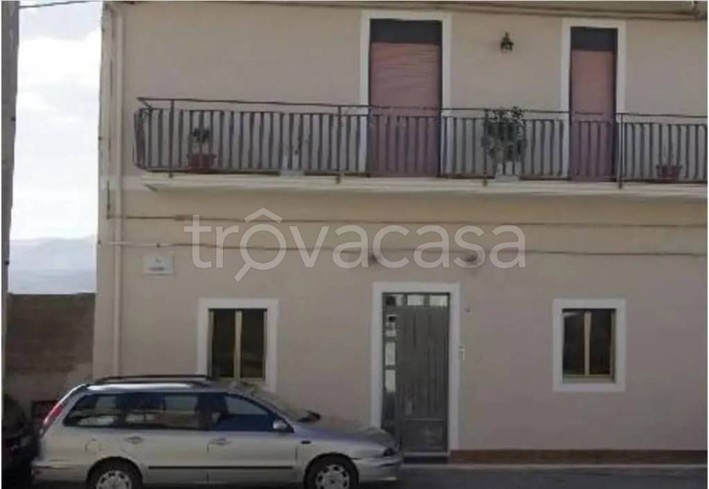 appartamento in vendita a Castel di Iudica