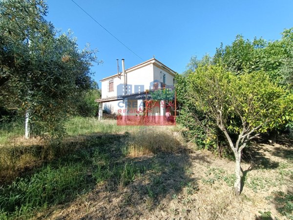 casa indipendente in vendita a Castiglione di Sicilia