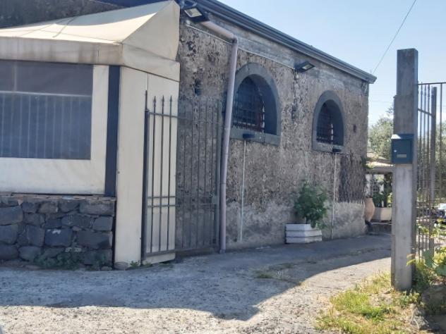 appartamento in vendita a Castiglione di Sicilia in zona Solicchiata