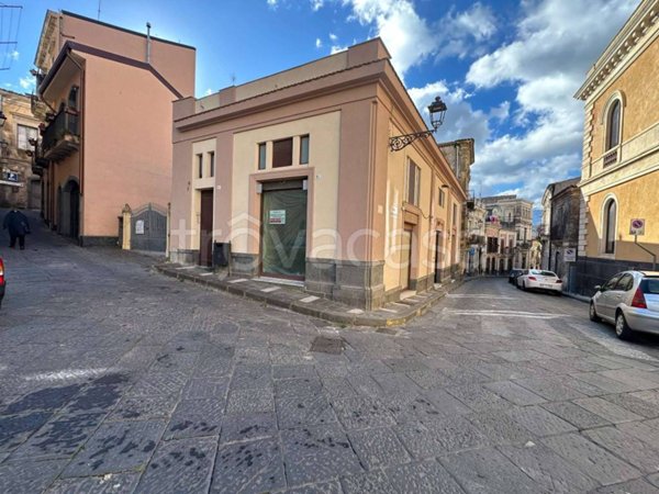 negozio in vendita a Castiglione di Sicilia